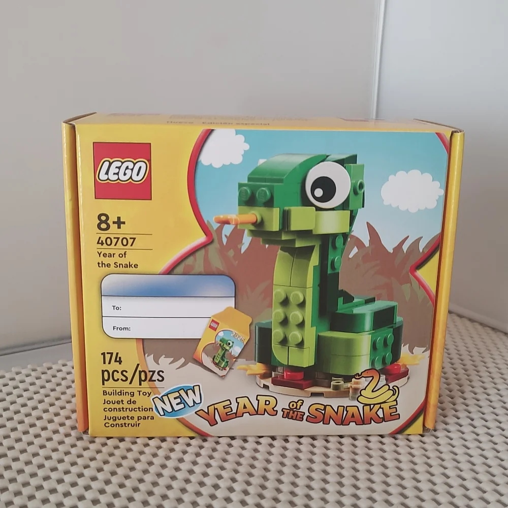 Lego 40707 Year of The Snake Building Toy Set New, Unopened